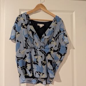 Rena Rowan Blue and Black Floral V-Neck Blouse Size 18